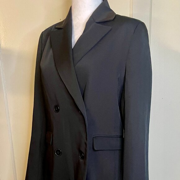 Le Redoute Double Breasted Black Blazer with pleated skirt fringe_Designed in Fr - Picture 2 of 8